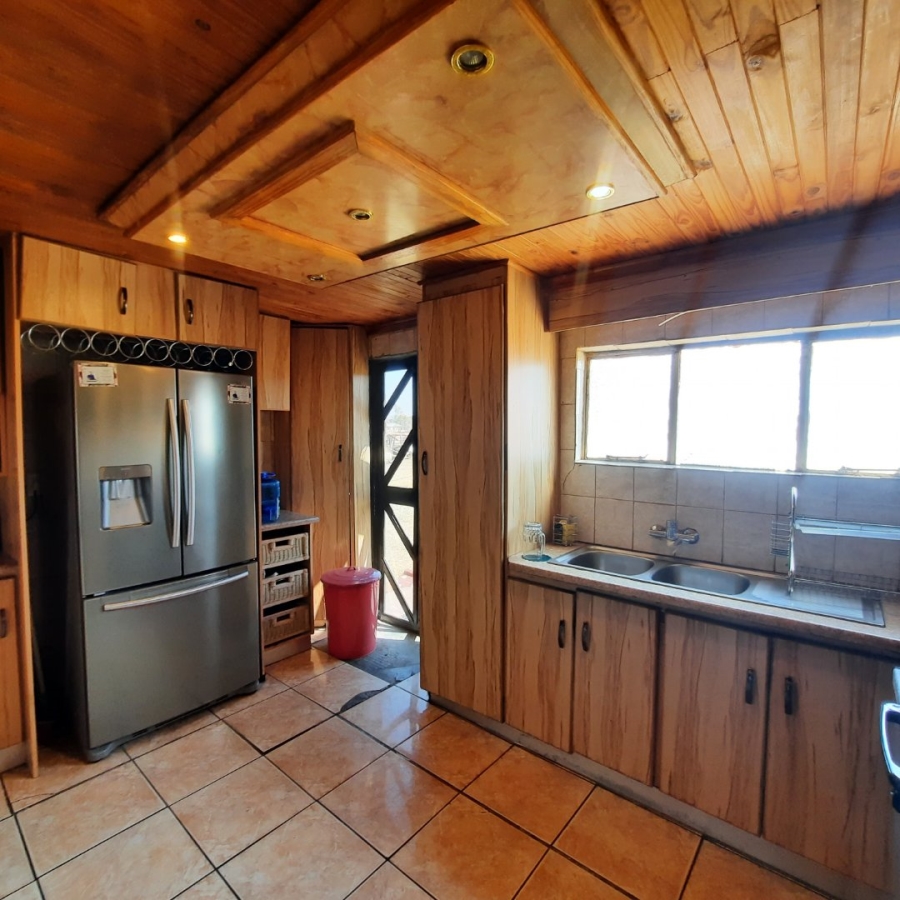 4 Bedroom Property for Sale in Lakeview Free State